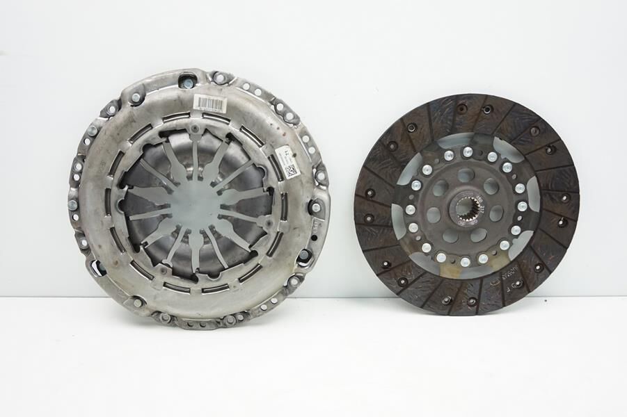 DEBRİYAJ SETİ BASKI DİSK KANGO 05> CLIO III 05> MEGANE II 02>08 FLUENCE 09> LAGUNA III 07>14 MODU S 05> DACIA DUSTER 10> NISSAN QASHQAI 08>14 1.5DCİ K9K