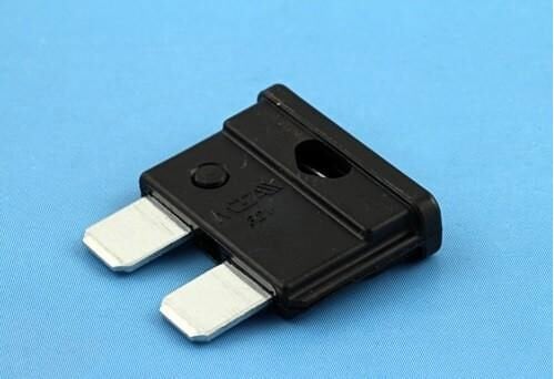 0600380 YASSI SİGORTA 1 AMPER SİYAH