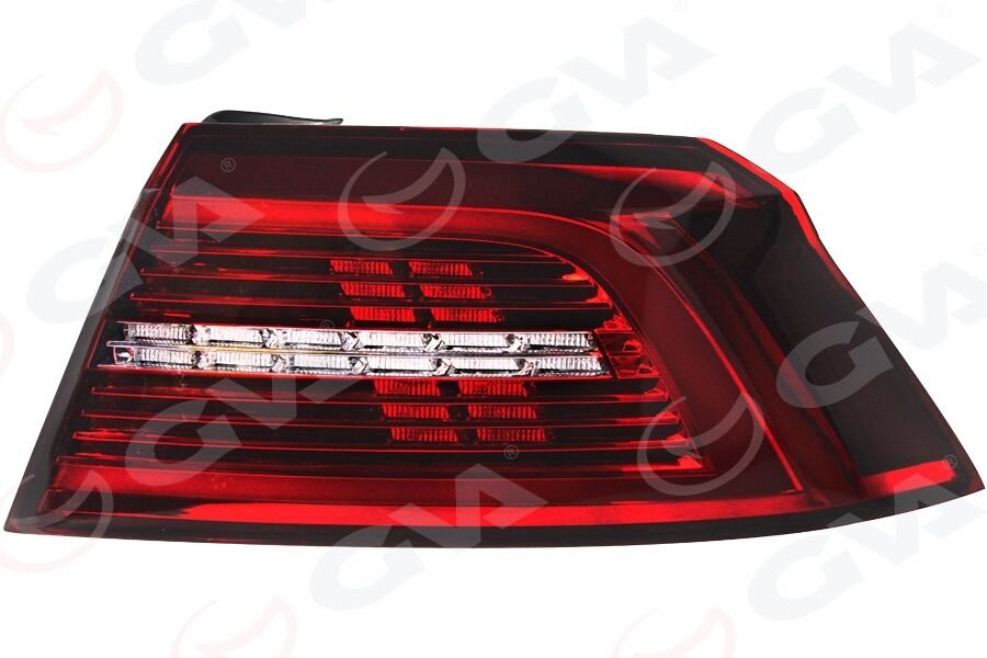 STOP LAMBASI DIŞ SAĞ LEDLİ PASSAT 2015->