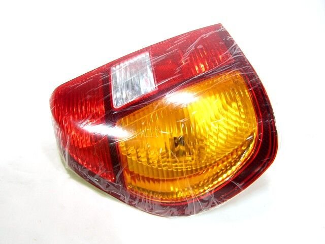 STOP LAMBASI DUYLU SOL CLIO 99-01 SARI SİNYALLİ