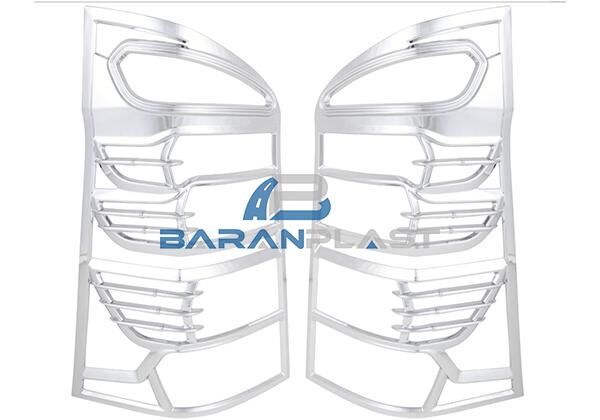 STOP ÇERÇEVESI KROM MERCEDES VITO 15 >