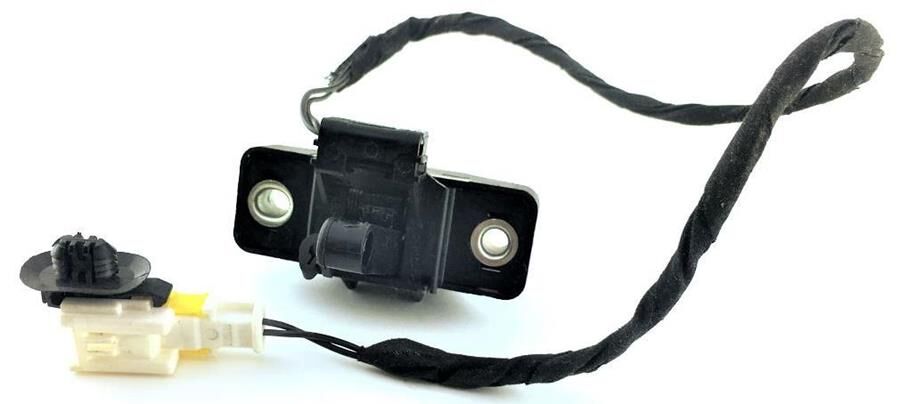 BAGAJ KİLİDİ KABLOLU R.KANGOO Y.M-CLIO 3-CLIO II HB 7700308998