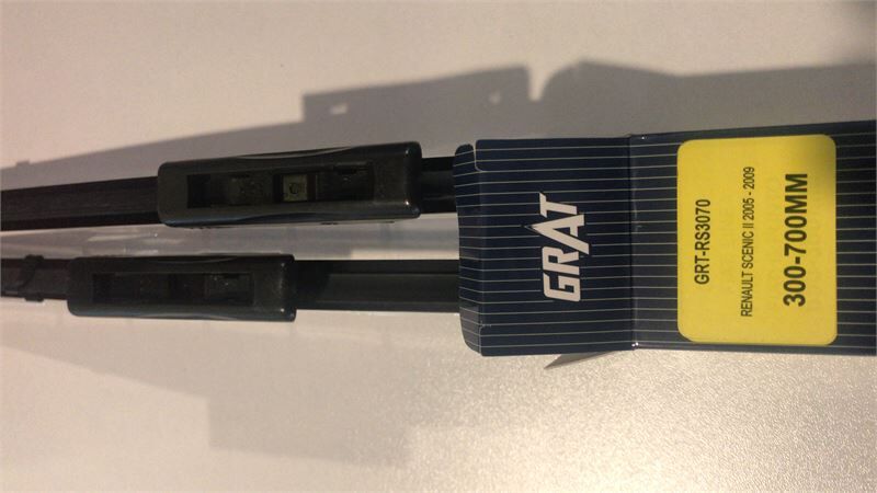 SILECEK SETI 550 MM -650 MM  RENAULT SCENIC II 2005 - 2009